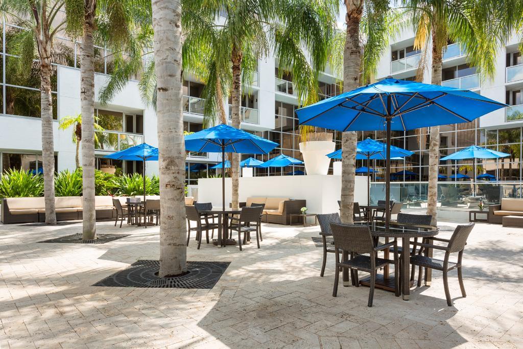 Sawgrass Grand Hotel And Suites Sports Complex サンライズ エクステリア 写真