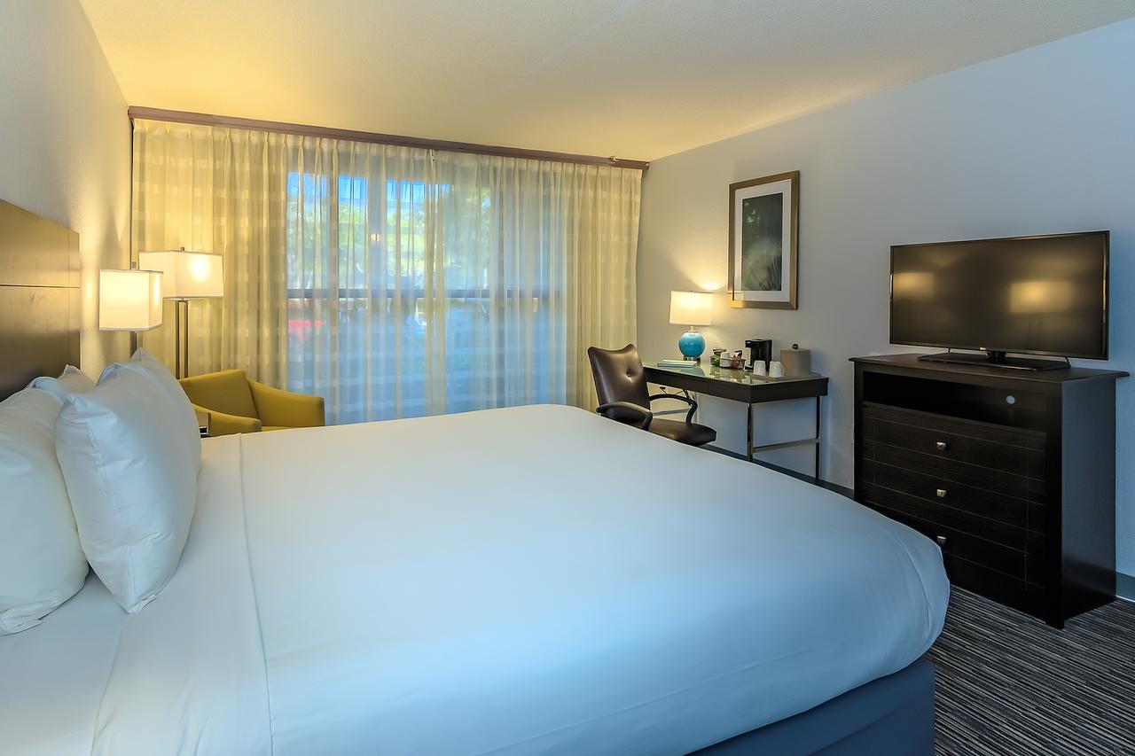 Sawgrass Grand Hotel And Suites Sports Complex サンライズ エクステリア 写真