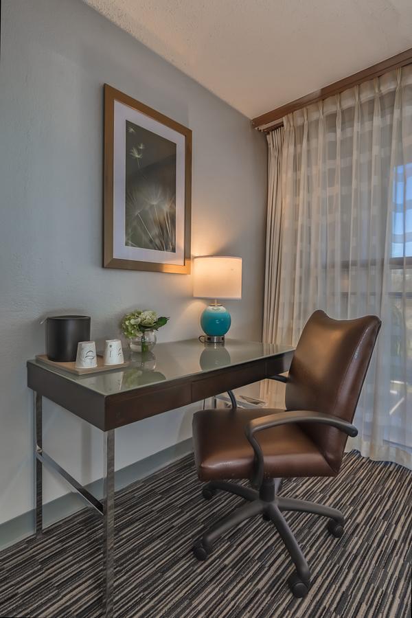 Sawgrass Grand Hotel And Suites Sports Complex サンライズ 部屋 写真