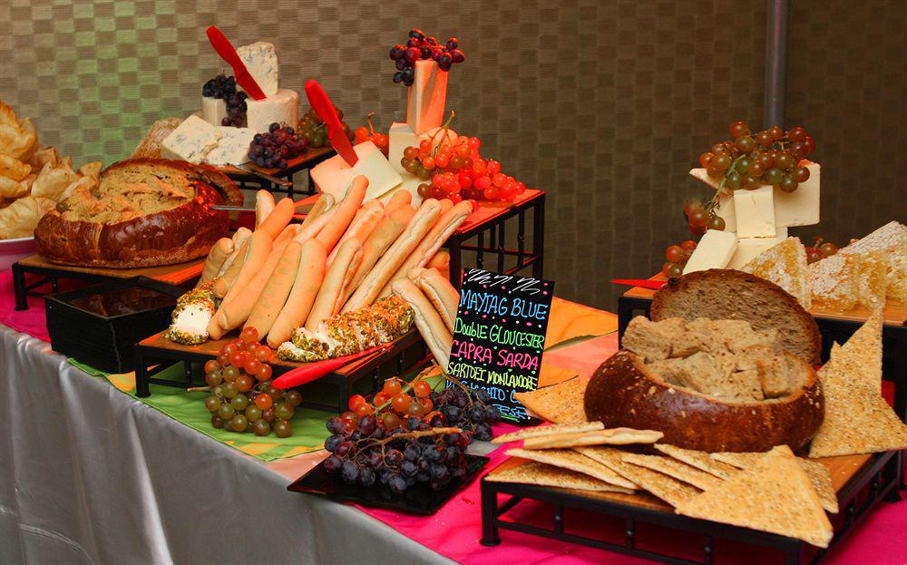 Sawgrass Grand Hotel And Suites Sports Complex サンライズ レストラン 写真