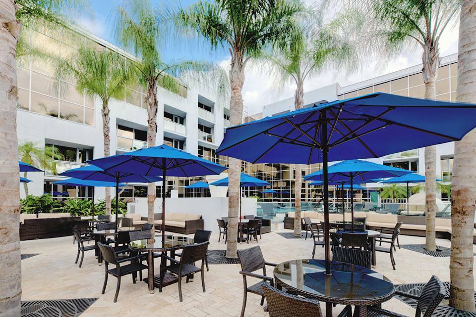Sawgrass Grand Hotel And Suites Sports Complex サンライズ エクステリア 写真